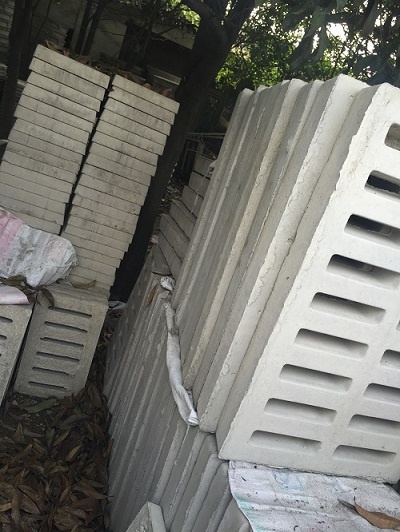 水泥雨水篦子圖片，水泥雨水篦子高清圖片，水泥雨水篦子成品圖片，水泥雨水口立篦子圖片，四孔水泥雨水篦子圖片