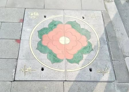 藝術井蓋彩繪