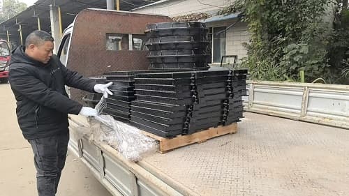 鑄鐵井蓋，井蓋承重規格，鑄鐵井蓋重量，重型井蓋，輕型井蓋，井蓋選擇