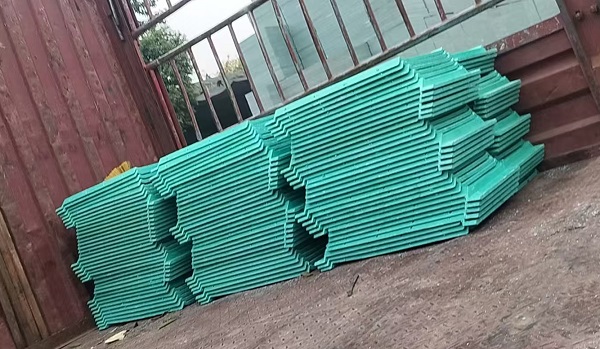 玻璃鋼井蓋套什么定額，玻璃鋼井蓋定額，玻璃鋼井蓋