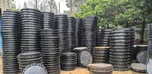 球墨鑄鐵井蓋鑄造廠家，球墨鑄鐵井蓋鑄造廠商